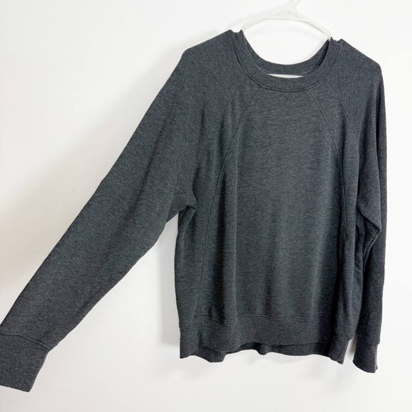 Zella Sweatshirt Mens Medium Gray Crewneck Pullover Lightweight Raglan Yoga Gym - Picture 2 of 10